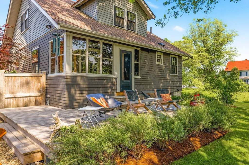 407 Main Street Eliot ME 03903