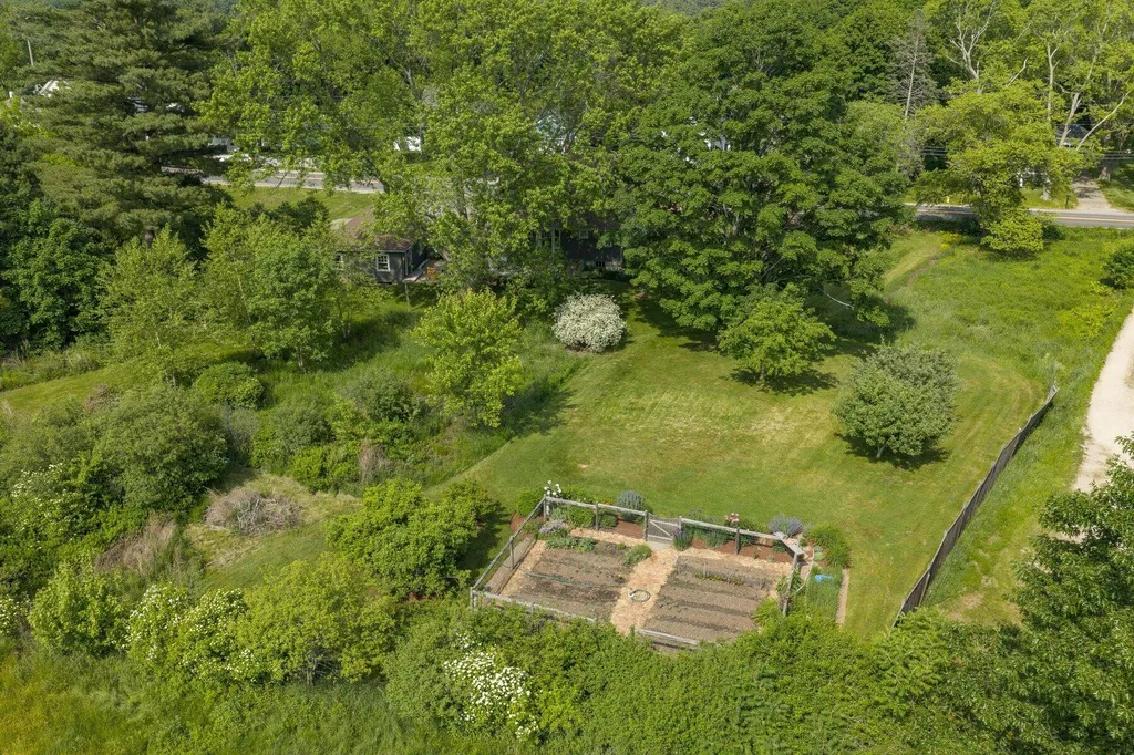 407 Main Street Eliot ME 03903