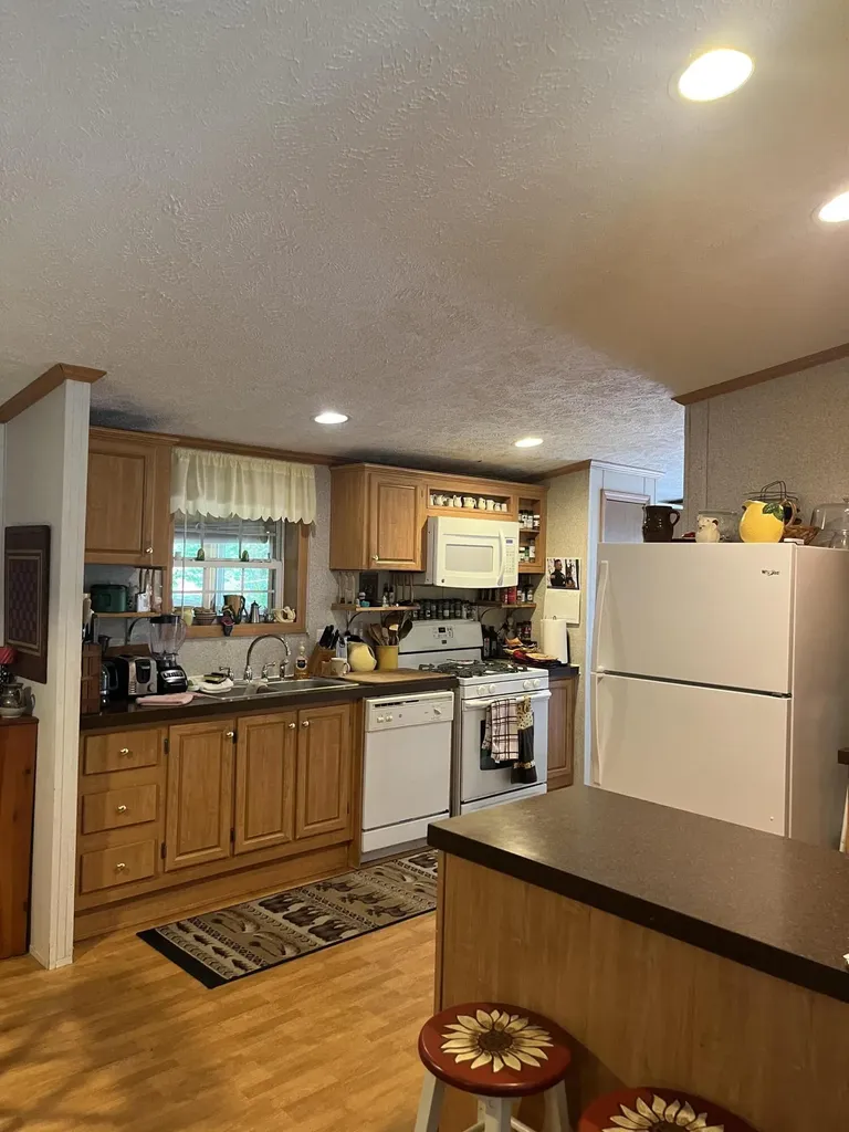 192 Temple Hill Road Waterford ME 04088