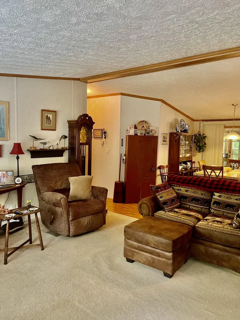 192 Temple Hill Road Waterford ME 04088