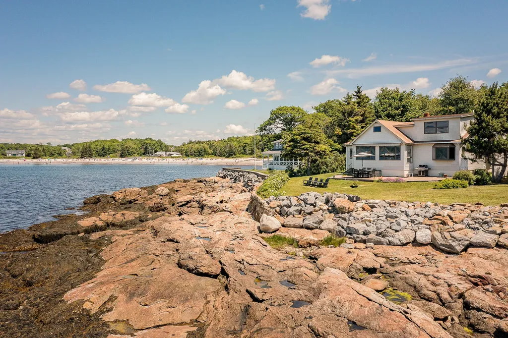 97 Pemaquid Trail Bristol ME 04554