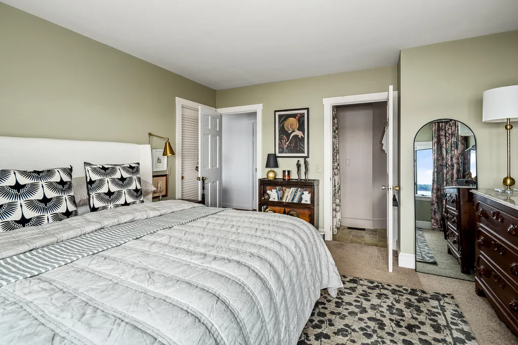 97 Pemaquid Trail Bristol ME 04554