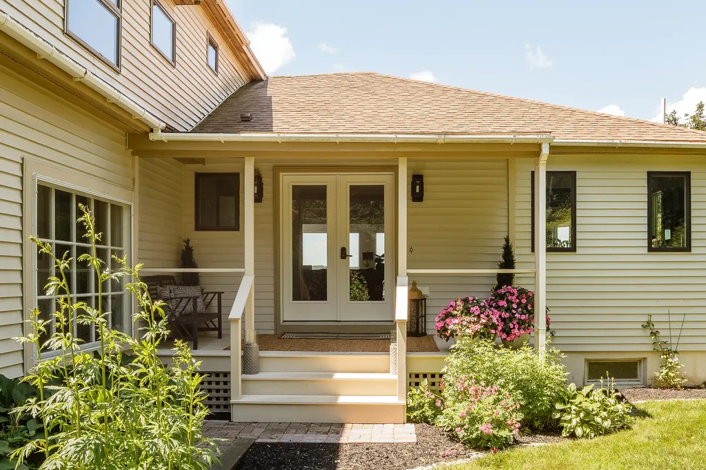 97 Pemaquid Trail Bristol ME 04554