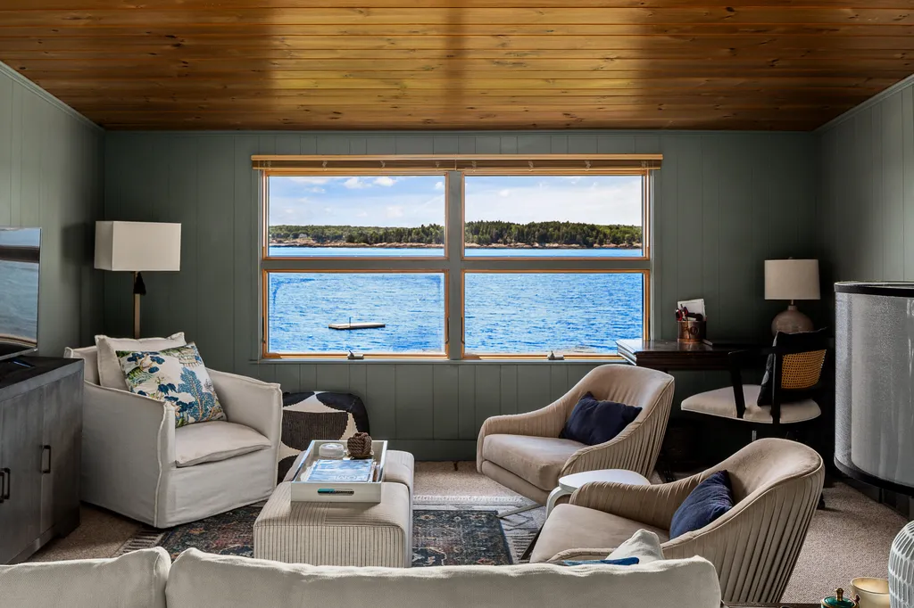 97 Pemaquid Trail Bristol ME 04554