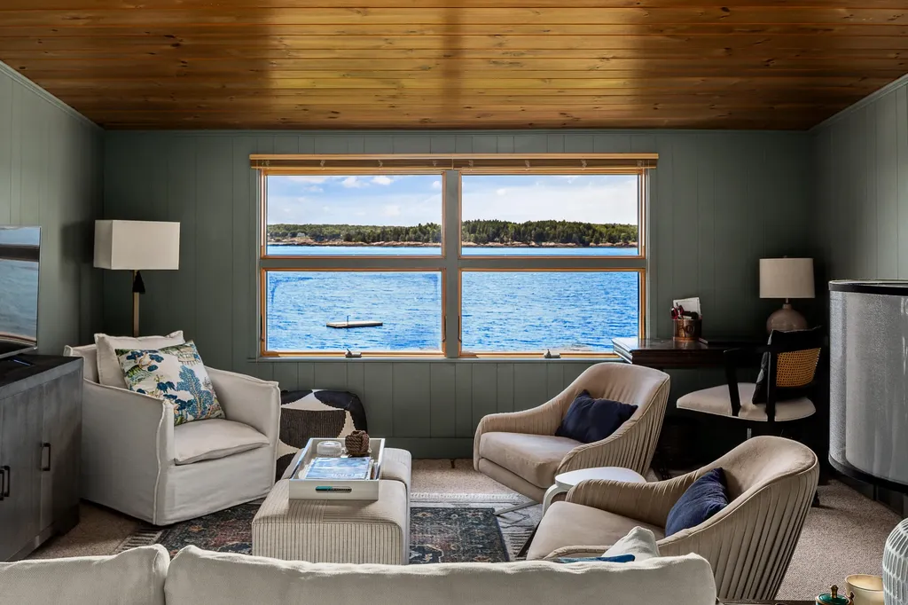 97 Pemaquid Trail Bristol ME 04554