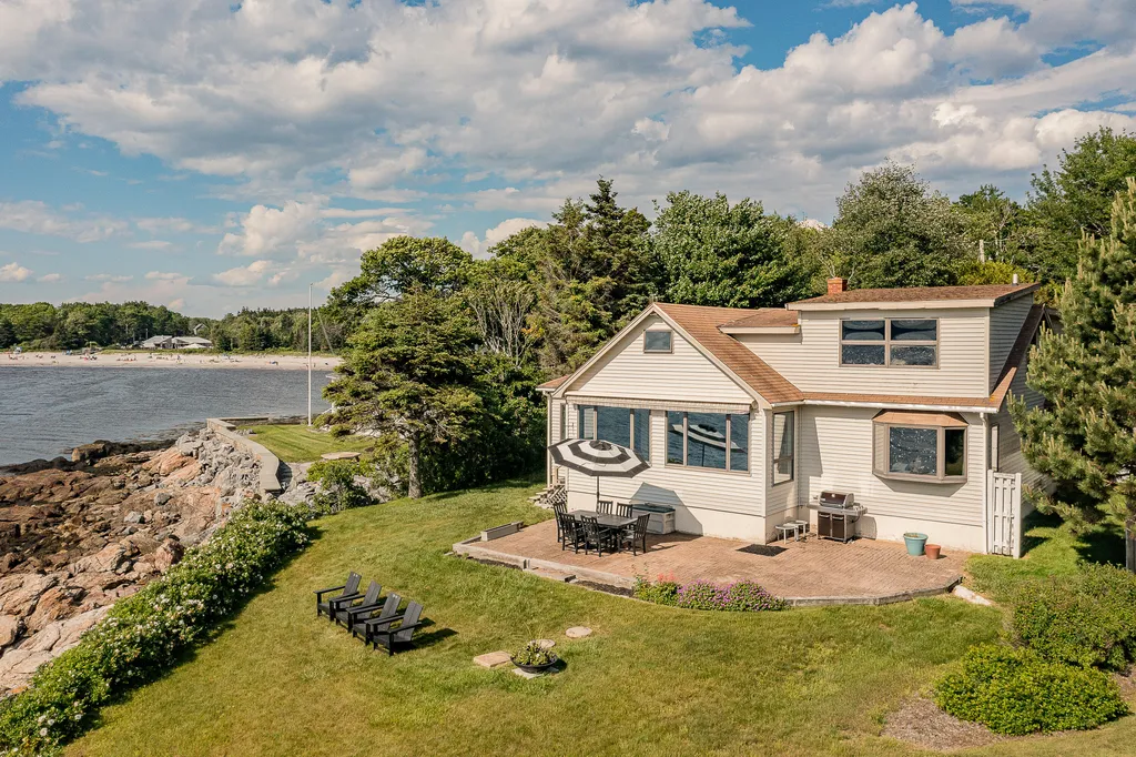 97 Pemaquid Trail Bristol ME 04554