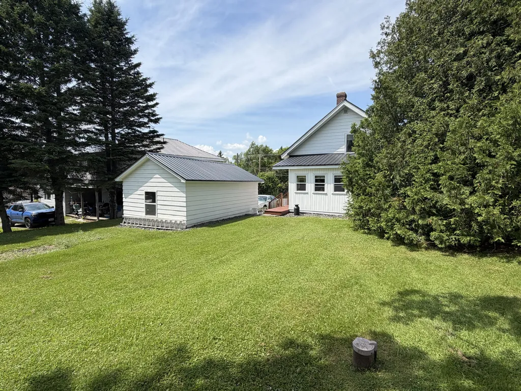 415 Us Route 1 Frenchville ME 04745