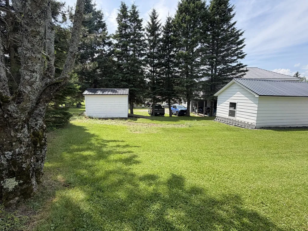 415 Us Route 1 Frenchville ME 04745