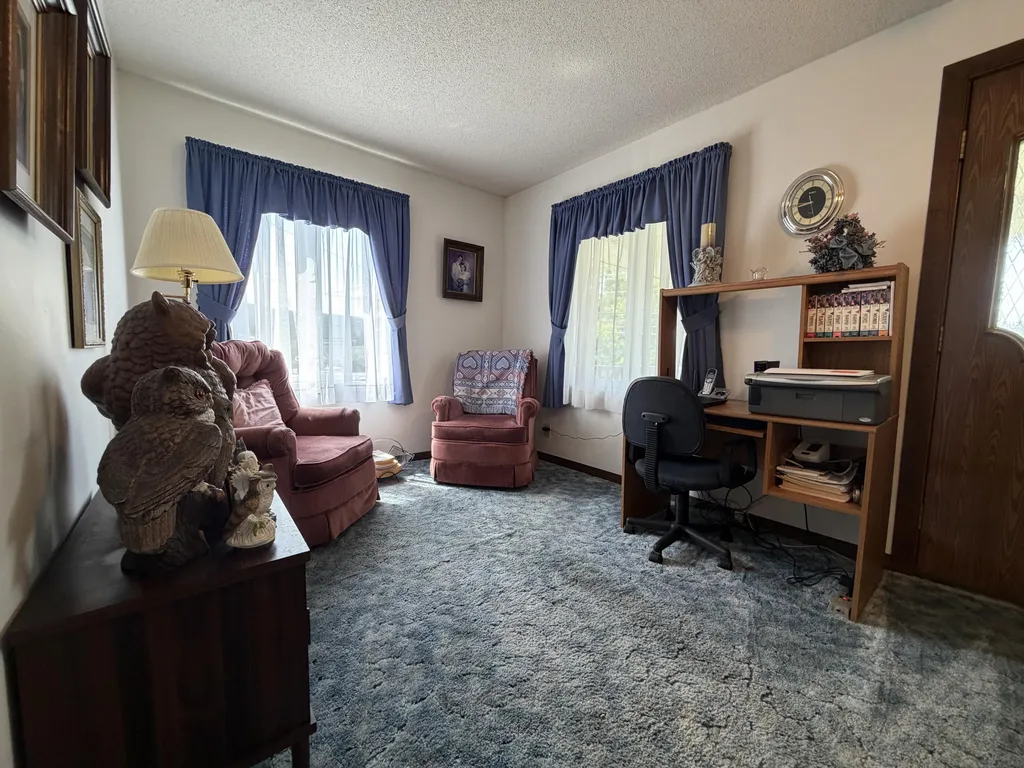415 Us Route 1 Frenchville ME 04745