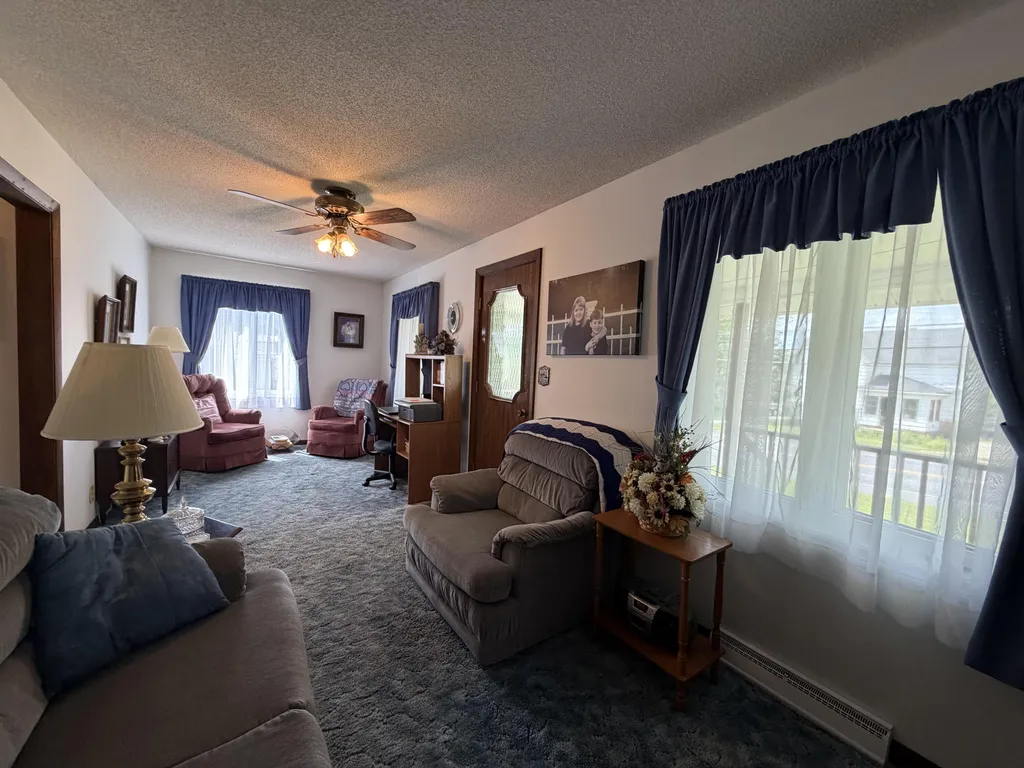 415 Us Route 1 Frenchville ME 04745