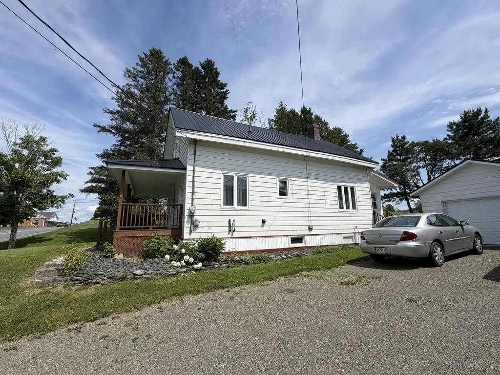 415 Us Route 1 Frenchville ME 04745