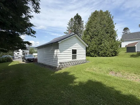 415 Us Route 1 Frenchville ME 04745