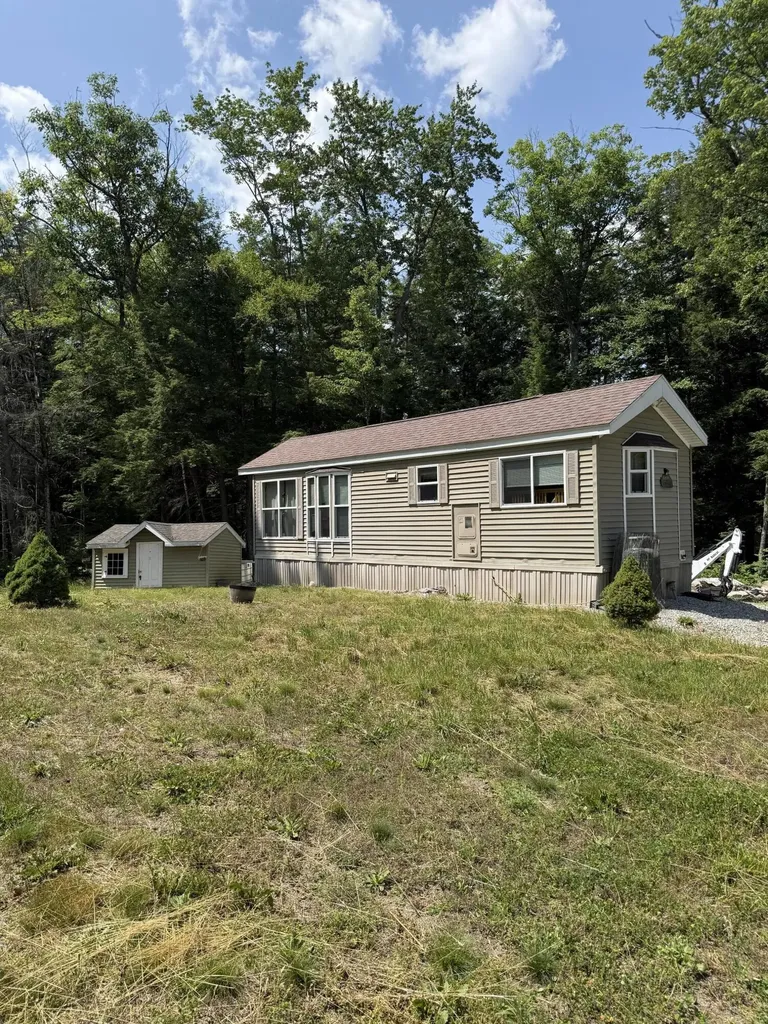 188 Norway Road Waterford ME 04088
