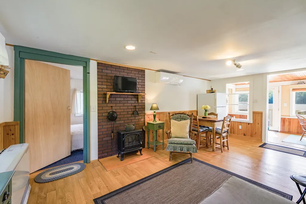 370 Belfast Augusta Road Liberty ME 04949