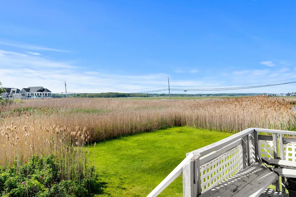 403 Webhannet Drive Wells ME 04090