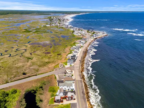 403 Webhannet Drive Wells ME 04090
