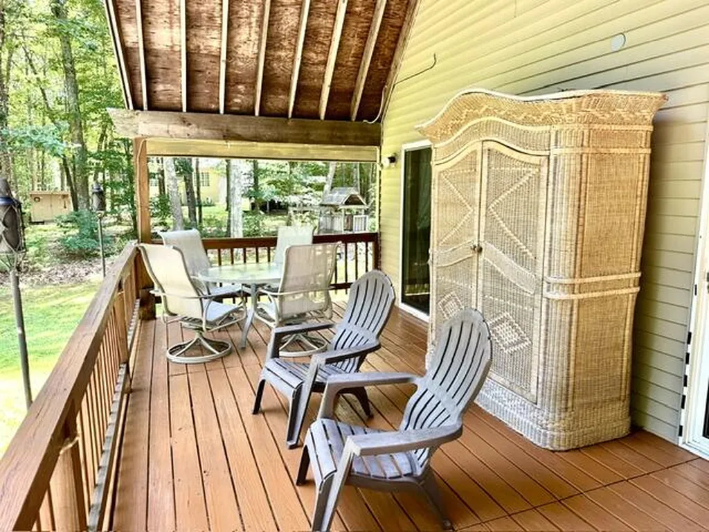 17 Peaceful Lane Sanford ME 04073