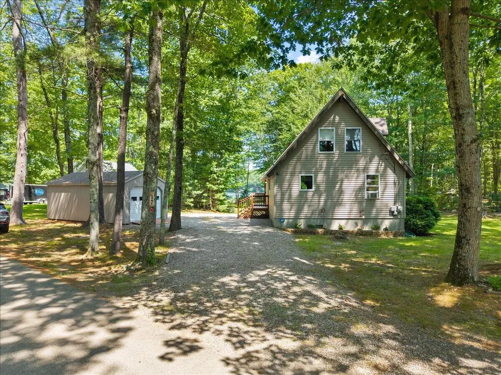 17 Peaceful Lane Sanford ME 04073