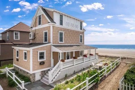 225 Atlantic Avenue Wells ME 04090