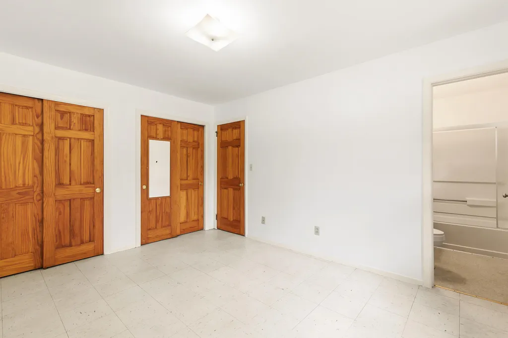 236 Congress Circle Topsham ME 04086