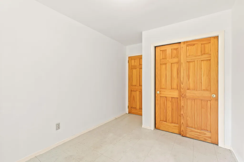 236 Congress Circle Topsham ME 04086