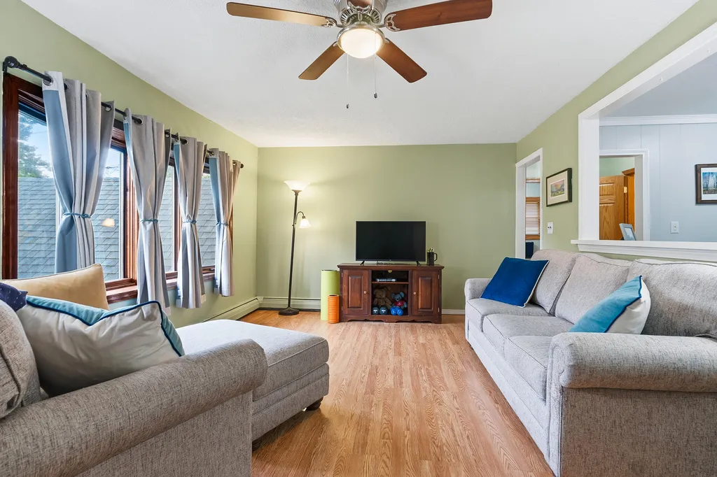 4 George Street Augusta ME 04330