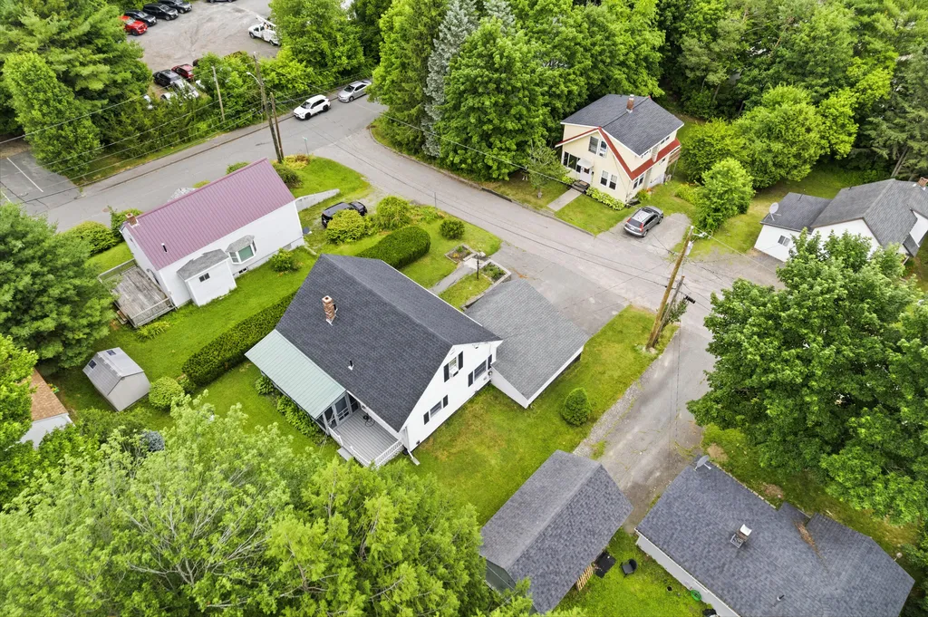 4 George Street Augusta ME 04330