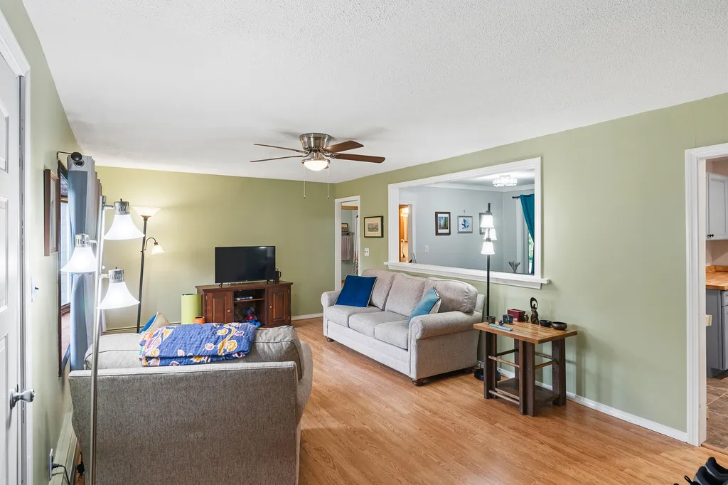 4 George Street Augusta ME 04330