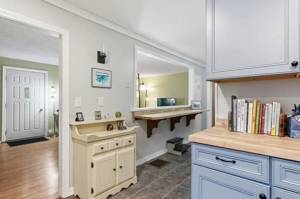 4 George Street Augusta ME 04330