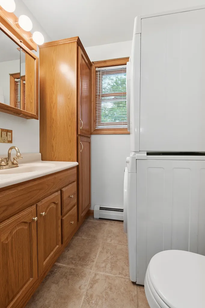 4 George Street Augusta ME 04330