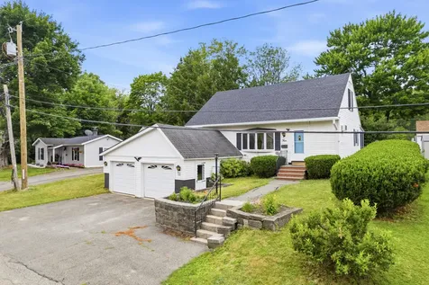 4 George Street Augusta ME 04330