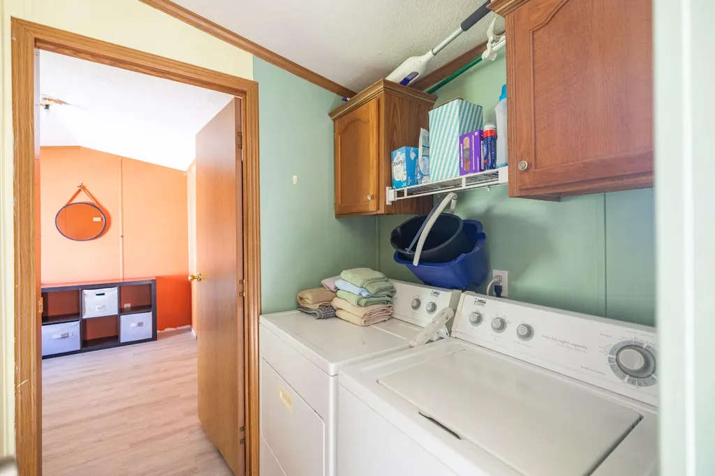 4 Mark Street Poland ME 04274