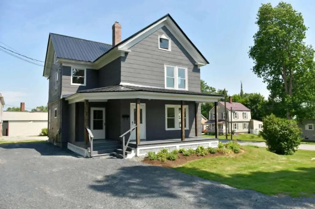 76 Court Street Dover-foxcroft ME 04426