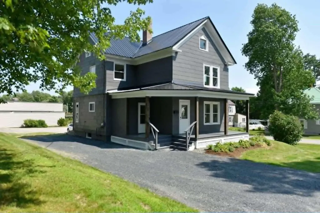 76 Court Street Dover-foxcroft ME 04426