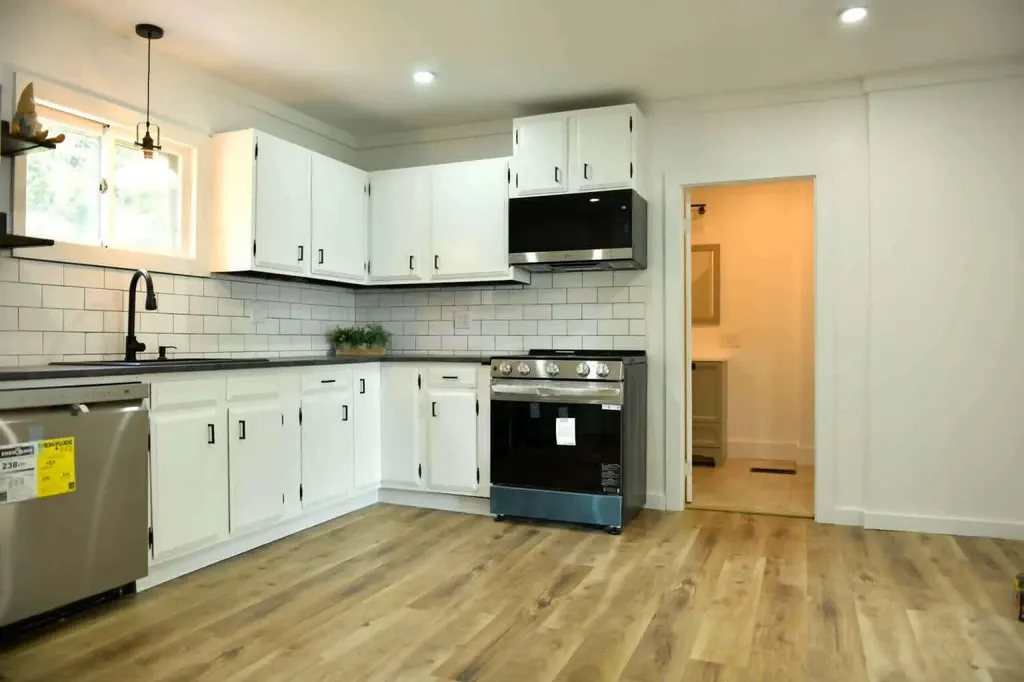 76 Court Street Dover-foxcroft ME 04426