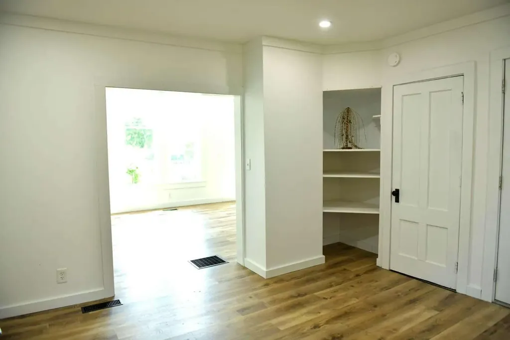 76 Court Street Dover-foxcroft ME 04426