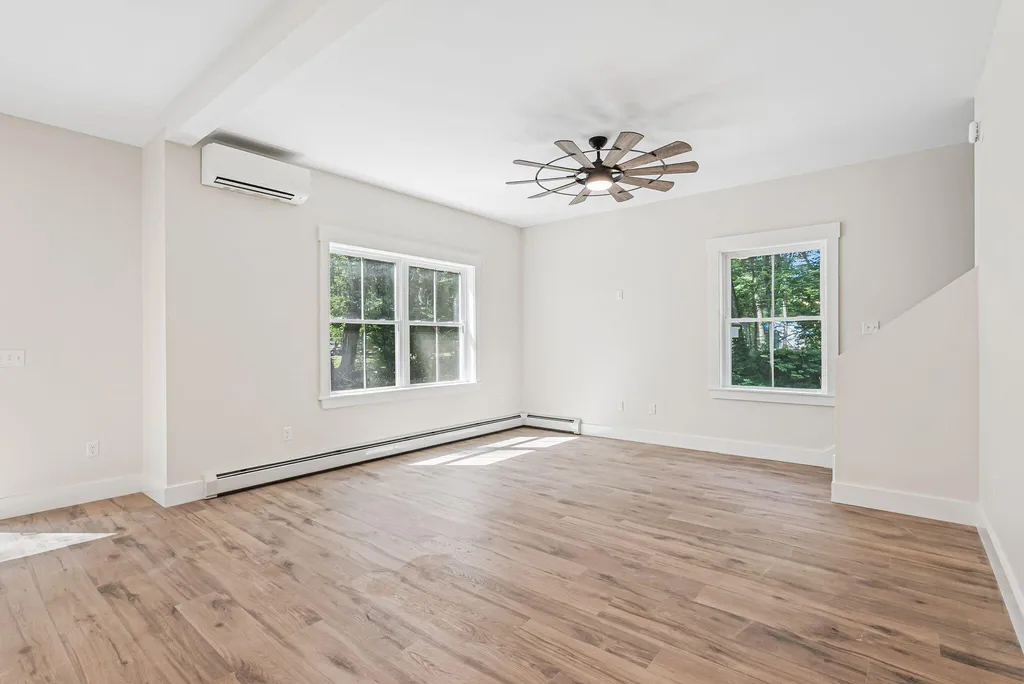 37 Shore Road Windham ME 04062