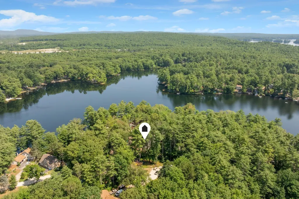 37 Shore Road Windham ME 04062