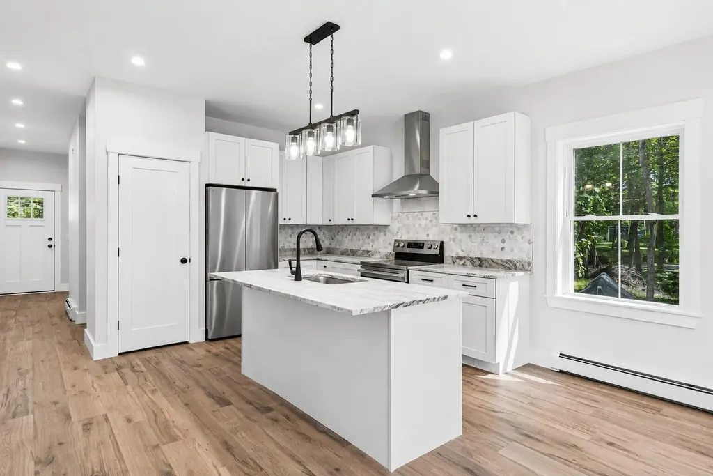 37 Shore Road Windham ME 04062