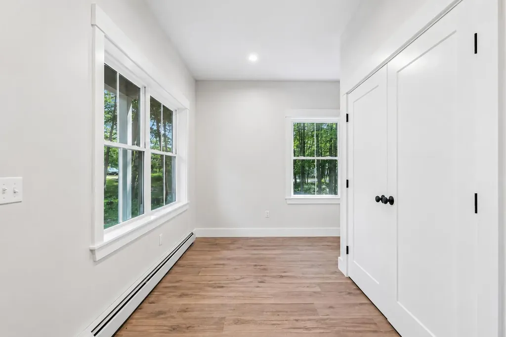 37 Shore Road Windham ME 04062
