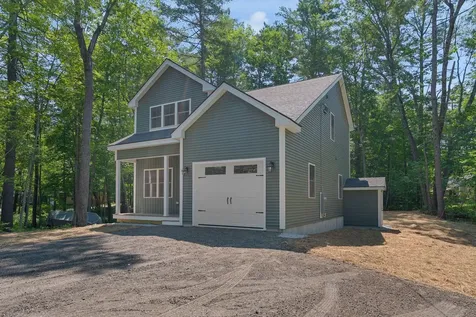 37 Shore Road Windham ME 04062
