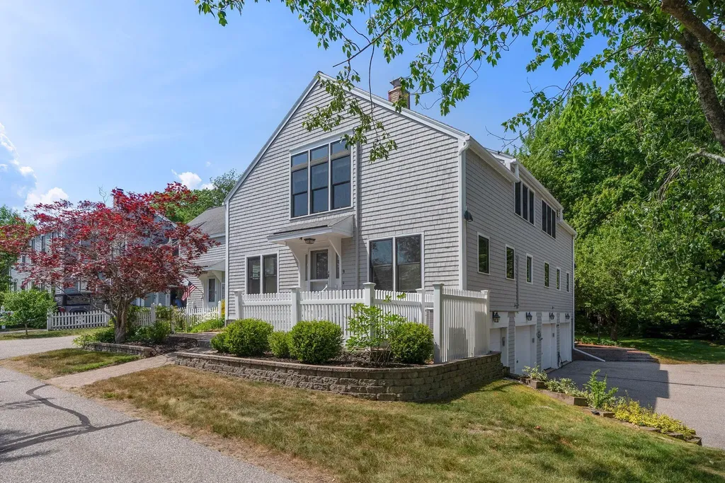 Kennebunk ME, 9 Benjamin Hubbard Lane, Unit 9