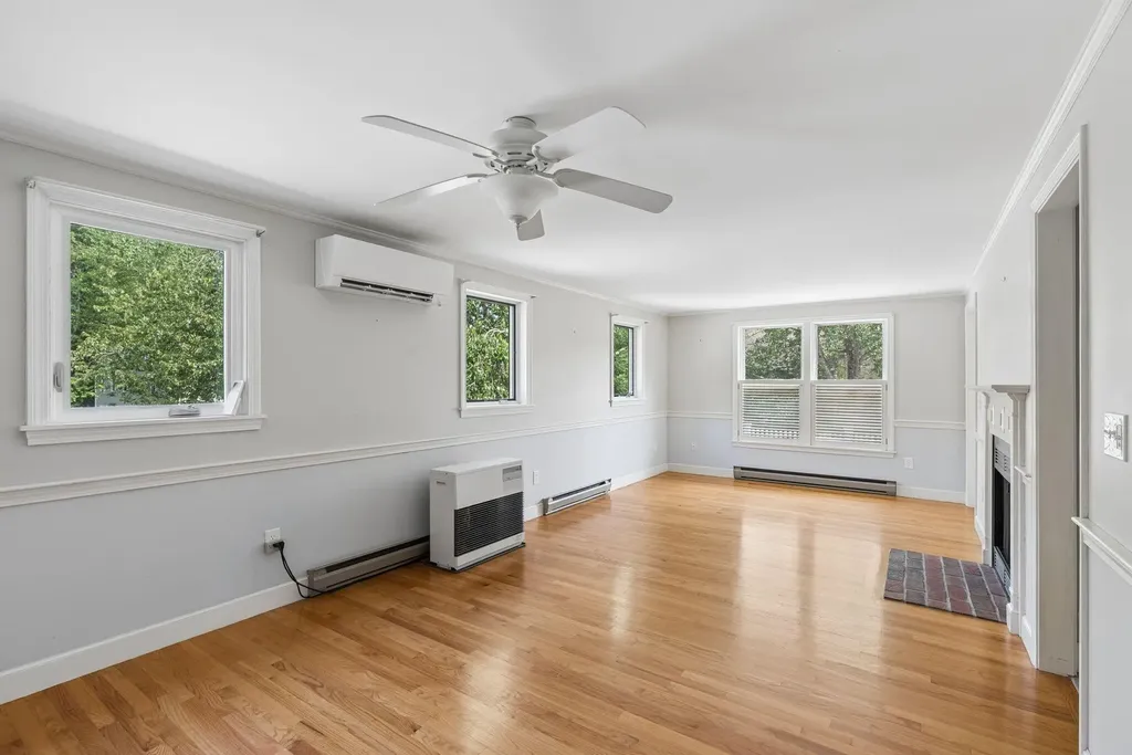 9 Benjamin Hubbard Lane Kennebunk ME 04043