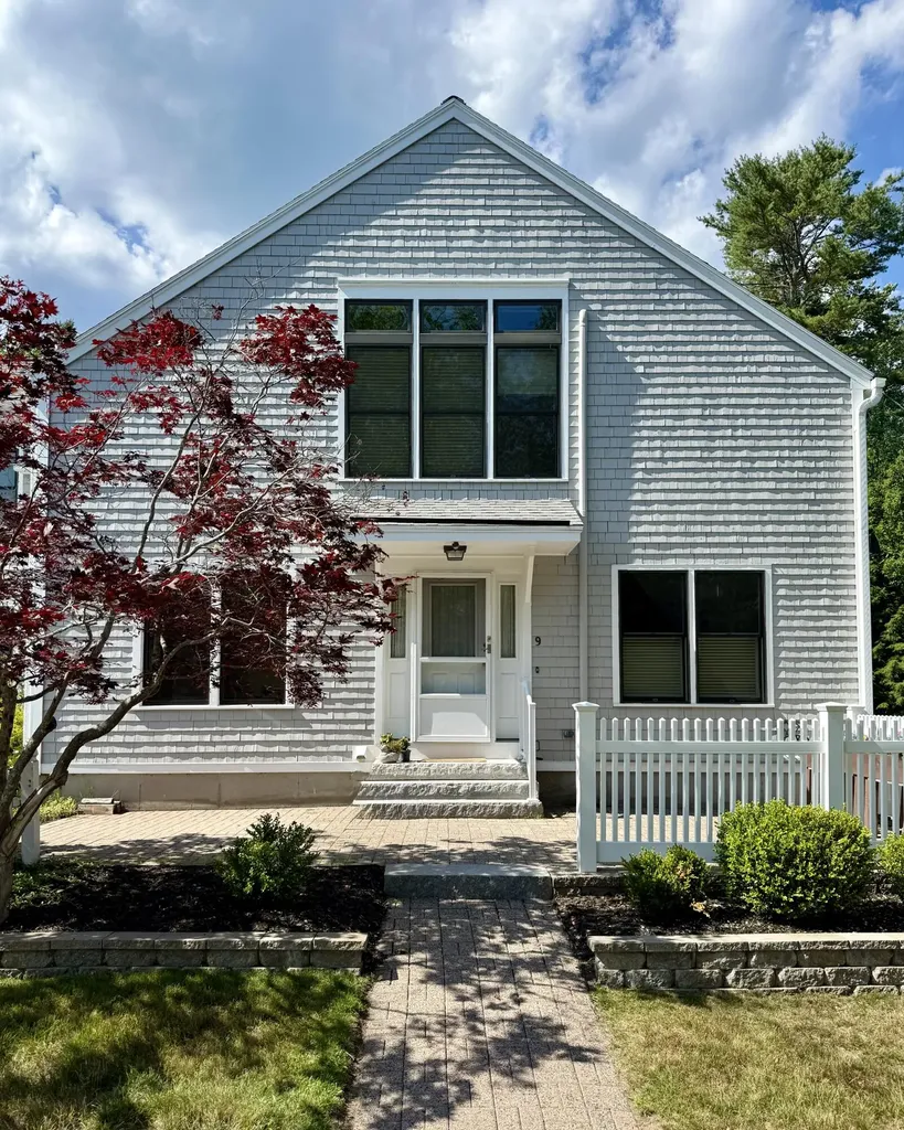 9 Benjamin Hubbard Lane Kennebunk ME 04043