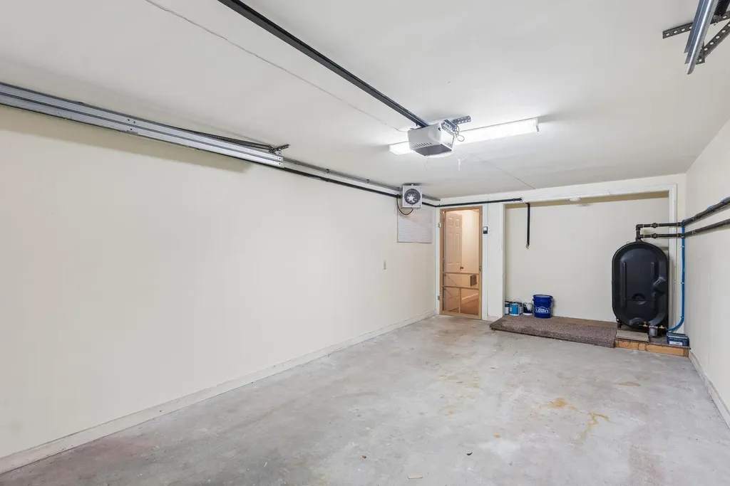 9 Benjamin Hubbard Lane Kennebunk ME 04043