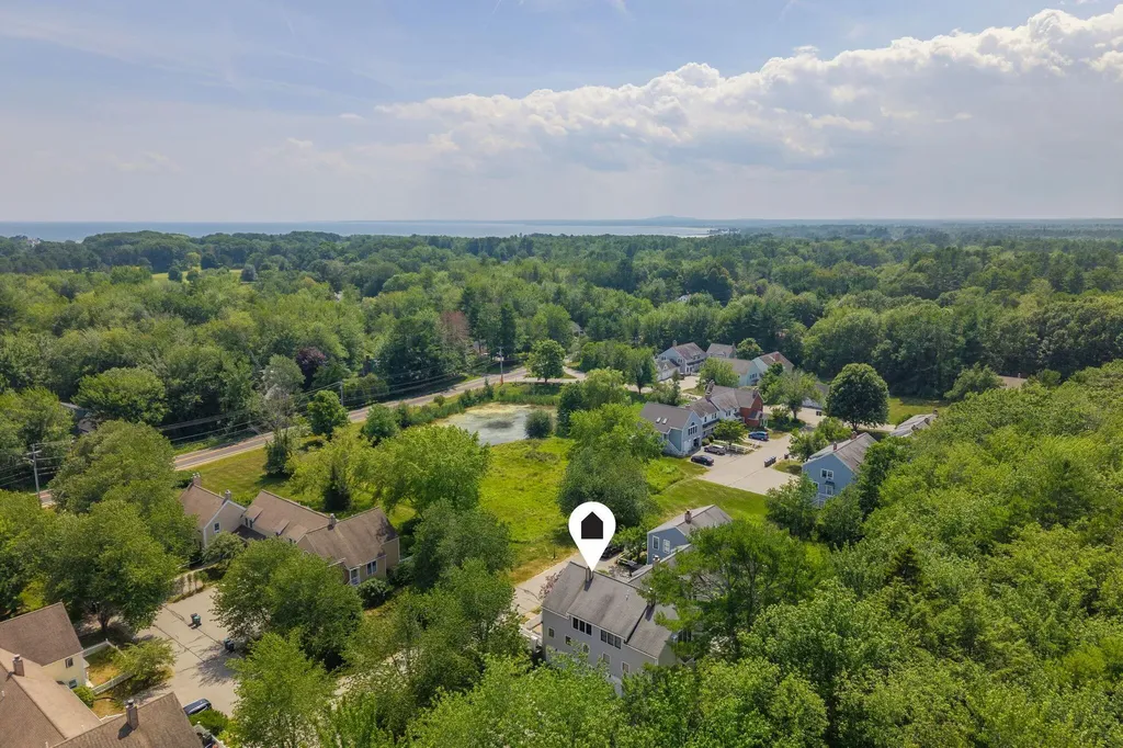 9 Benjamin Hubbard Lane Kennebunk ME 04043