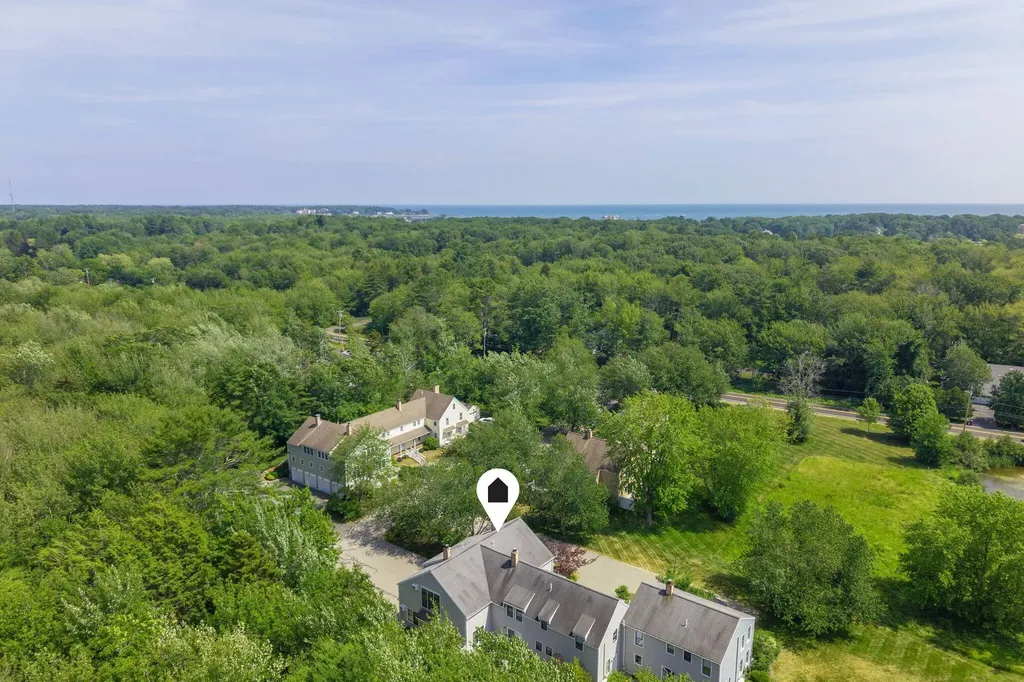 9 Benjamin Hubbard Lane Kennebunk ME 04043