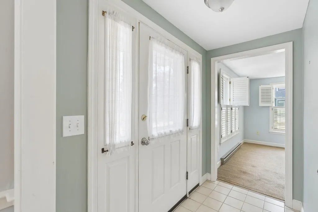 9 Benjamin Hubbard Lane Kennebunk ME 04043