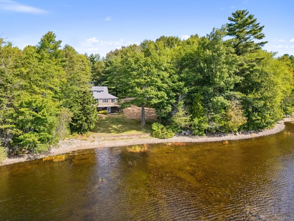 47 Chase Road Baileyville ME 04694