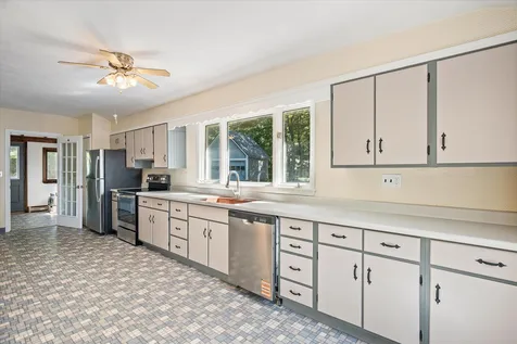 47 Chase Road Baileyville ME 04694